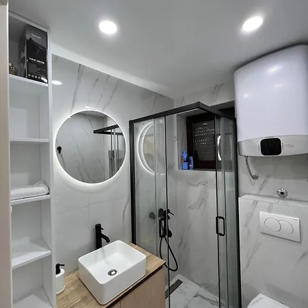 B&m Apartment