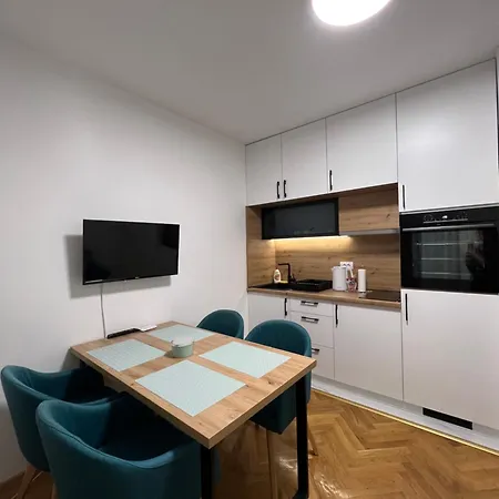 B&m Apartment